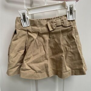 NWOT The Children’s Place 2T Khaki School Uniform Pleated Skirt with Bow